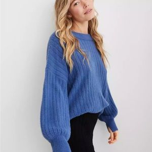 New - Aerie buttercream sweater